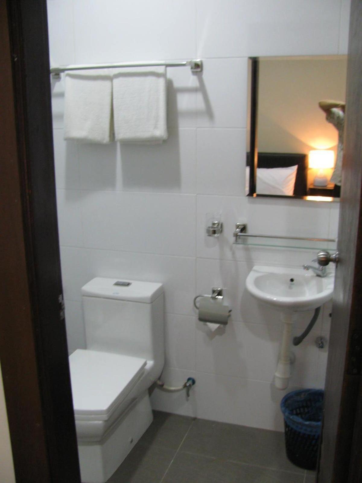 Fargo Boutique Hotel Kuantan Bagian luar foto